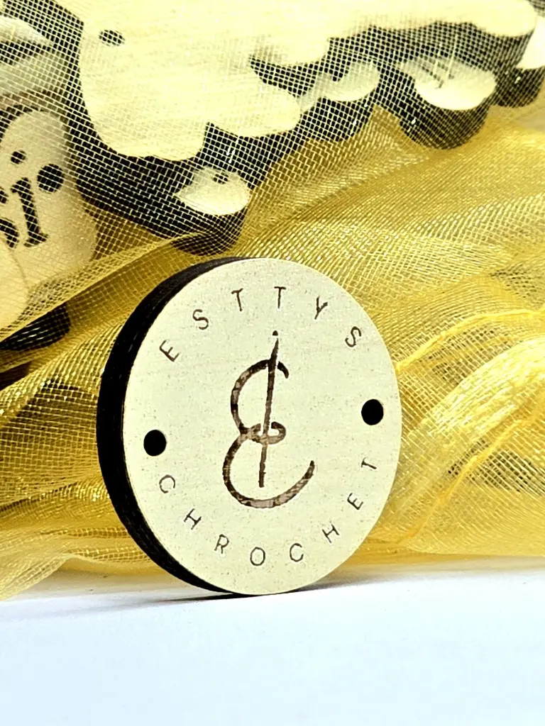 Wooden clothing tag